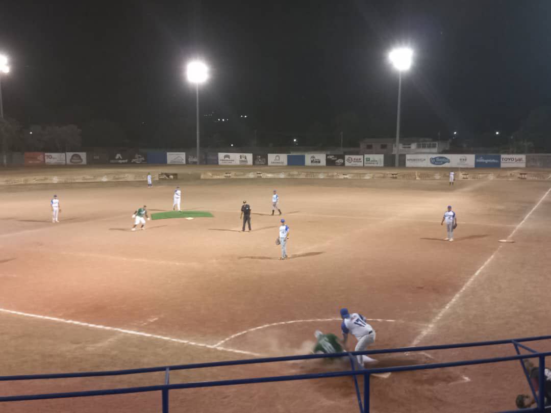 sóftbol carora - Softbol carora