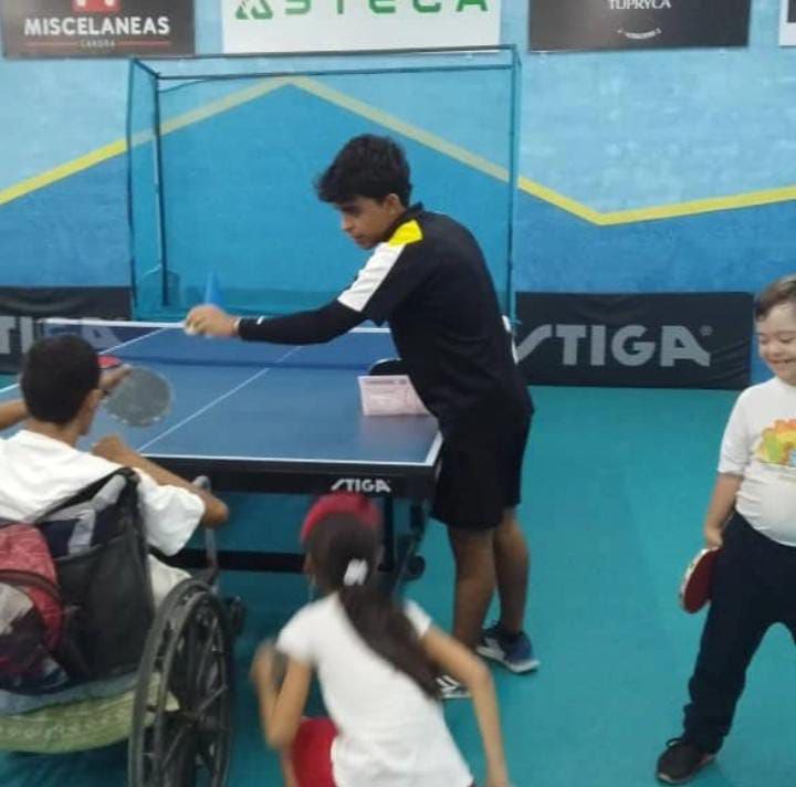 Alianza entre Pingis-Carora y Stiga ponen el tenis de mesa al alcance de niños y con discapacidad ninos jugando tenis de mesa tenis de mesa - ninos jugando tenis de mesa