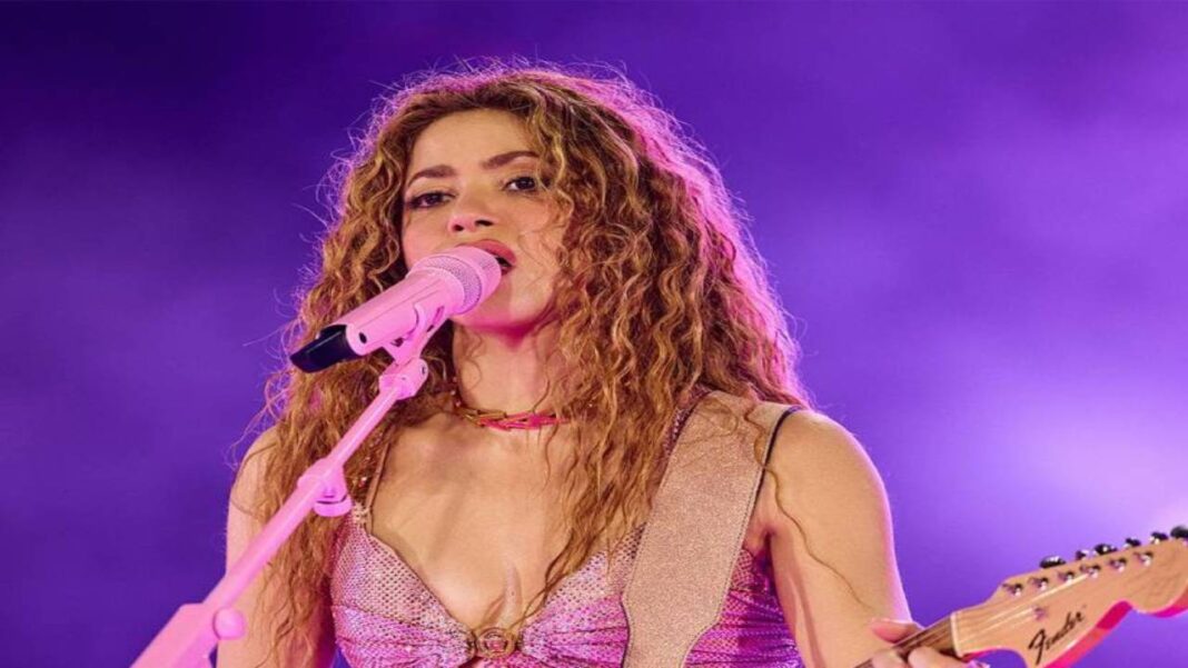Shakira - Shakira Peru
